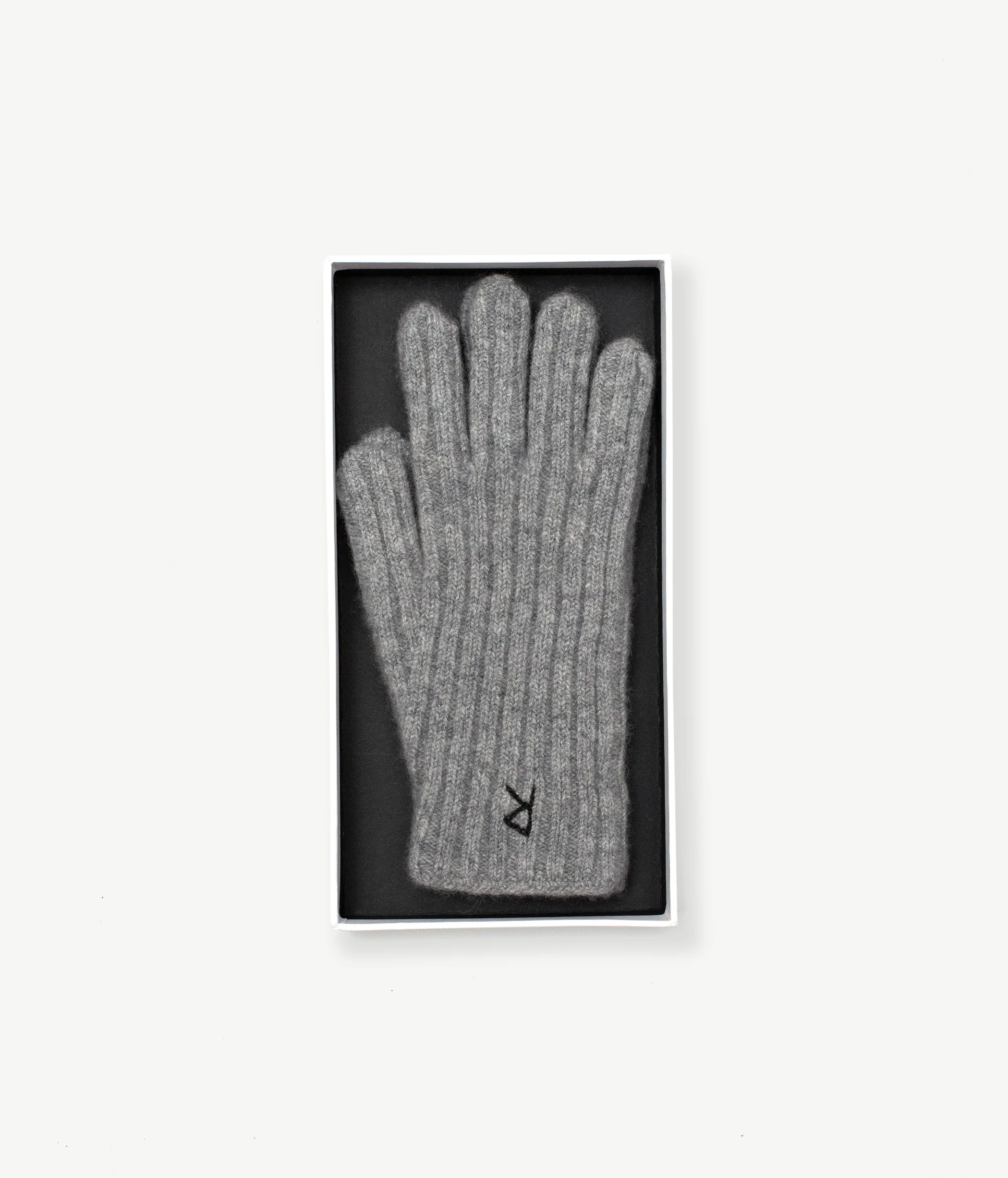 Cashmere Gloves - Image 3