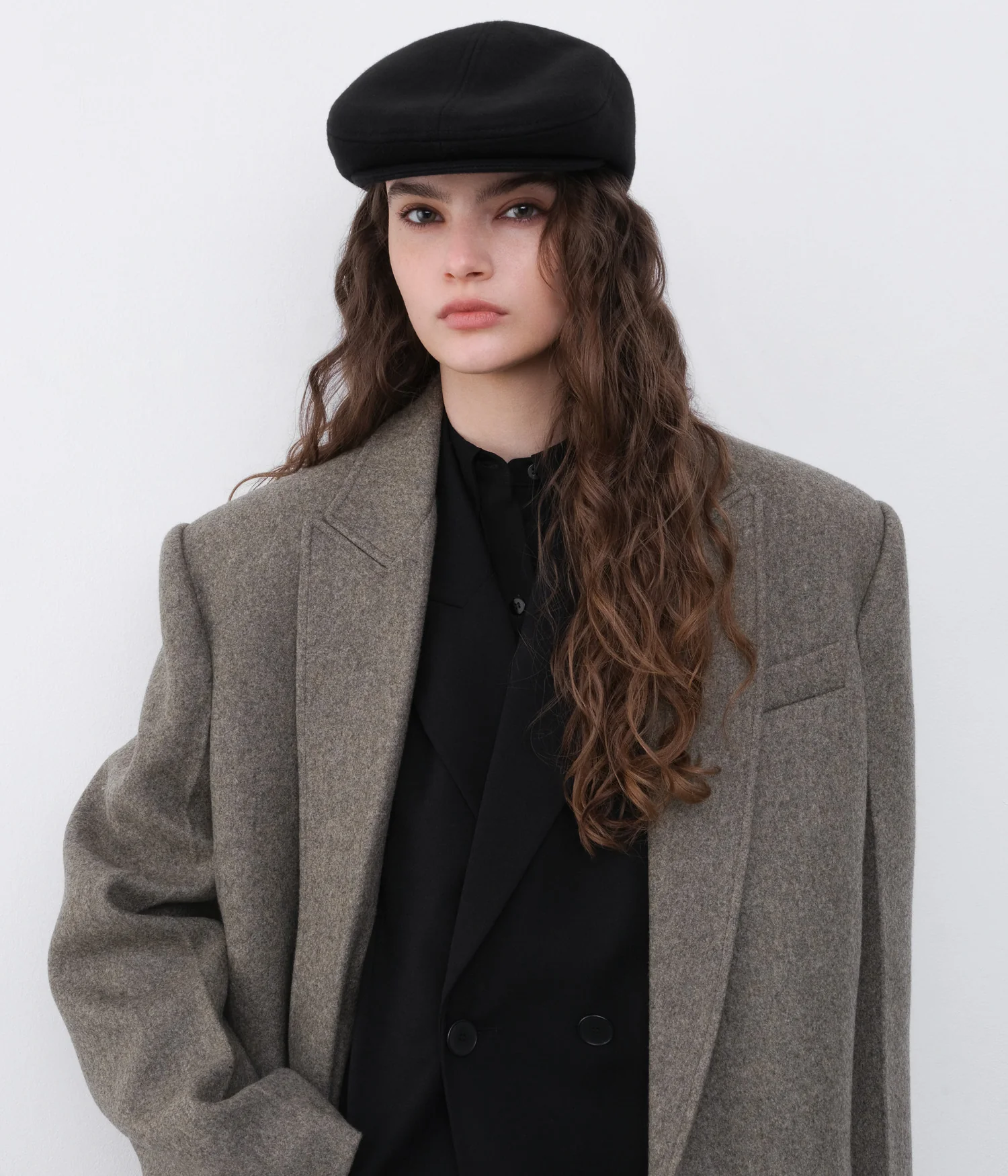 Monogram-embellished Ivy Cap - Image 4